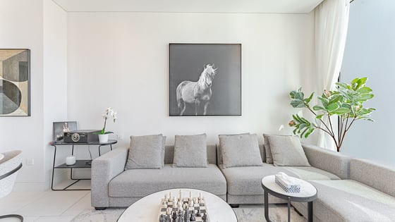 Upgraded apartment in Business Bay with Burj view, picture 8