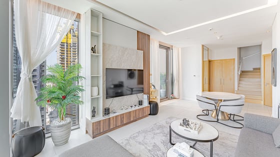 Upgraded apartment in Business Bay with Burj view, picture 7