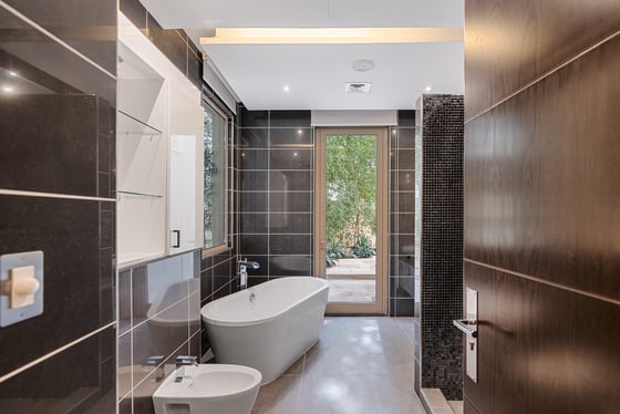 Luxurious 6-Bedroom | Private Pool Villa, picture 12