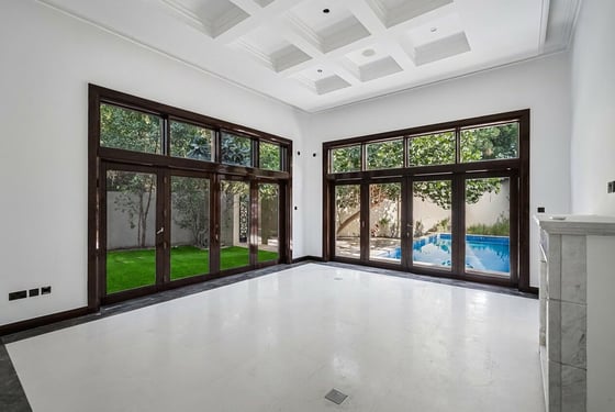 Luxurious 6-Bedroom | Private Pool Villa, picture 4