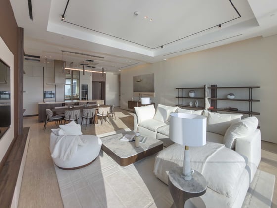 Sensoria Five Luxe | 3BR Apartment with Pool and Views, picture 2