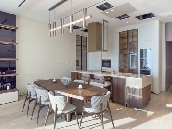 Sensoria Five Luxe | 3BR Apartment with Pool and Views, picture 6