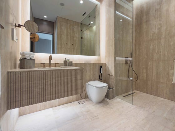 Sensoria Five Luxe | 3BR Apartment with Pool and Views, picture 21