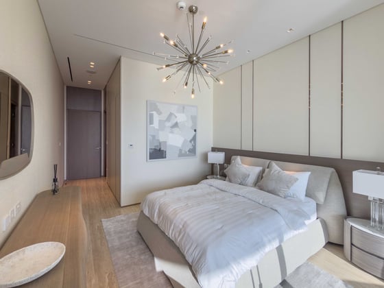 Sensoria Five Luxe | 3BR Apartment with Pool and Views, picture 20