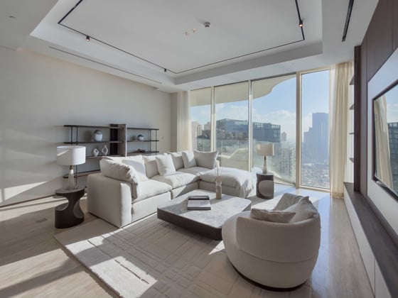Sensoria Five Luxe | 3BR Apartment with Pool and Views, picture 3