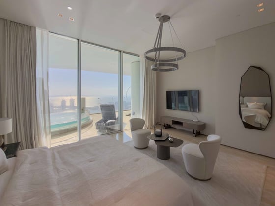 Sensoria Five Luxe | 3BR Apartment with Pool and Views, picture 14