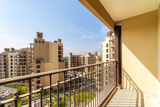 Stylish | Corner Unit | 2 Parking Slot.., picture 20