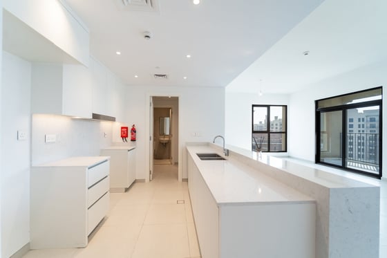 Stylish | Corner Unit | 2 Parking Slot.., picture 6