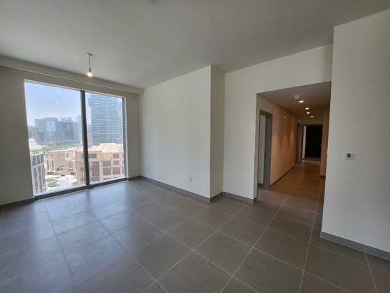 Huge Layout | Vacant Soon | High Rental Income, picture 6