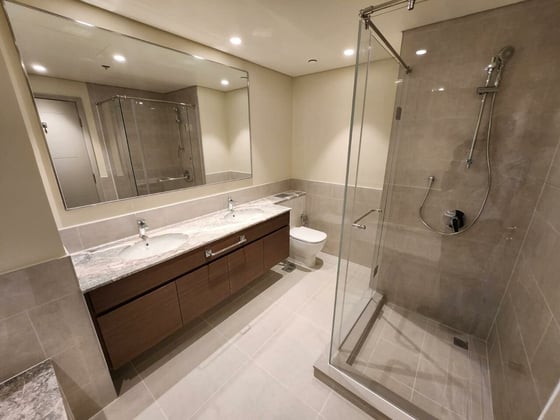 Huge Layout | Vacant Soon | High Rental Income, picture 12