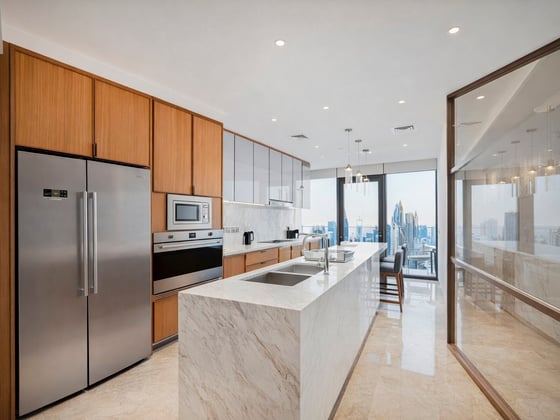 Signature 5BR Penthouse | Prime Downtown | Luxury Living, picture 6