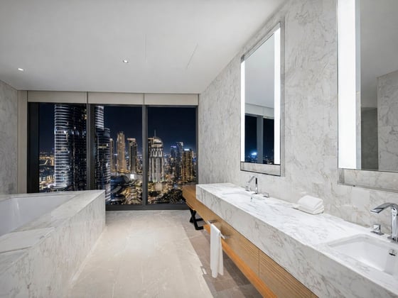 Signature 5BR Penthouse | Prime Downtown | Luxury Living, picture 14