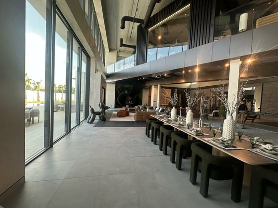Ultra Estate | Modern Design | Grand Luxury, picture 3