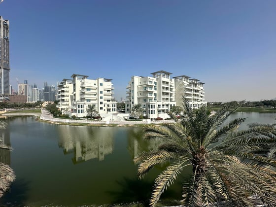 Lake Views | Single Row | Well Priced..., picture 10