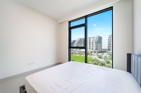Full Park View | Prime Unit | Vacant...., picture 11