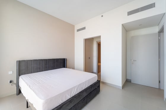 Full Park View | Prime Unit | Vacant...., picture 10