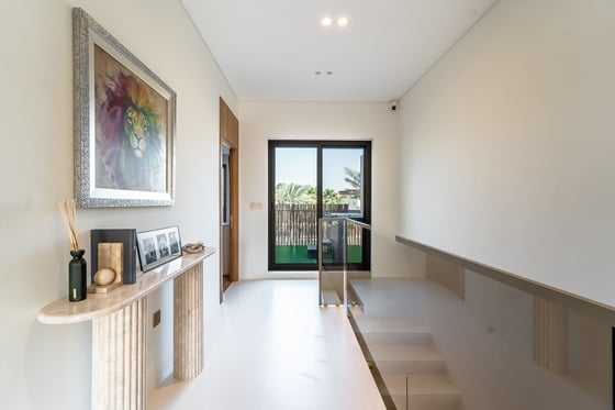 Upgraded | Vacant on Transfer | Fully Furnished, picture 8