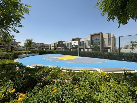Spacious Layout | Close to Pool | Vacant, picture 11