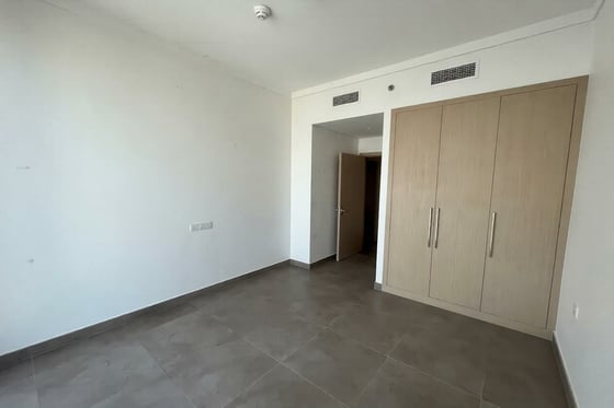 Community View | Available Unit | Nice Layout, picture 5