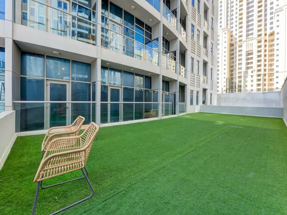 Cheapest on the Market | Huge Terrace | Distressed, picture 4