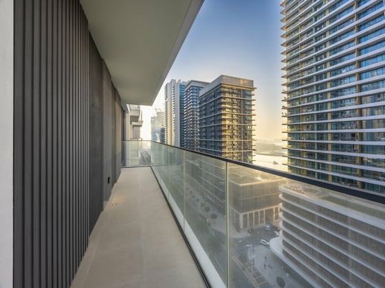 Marina-Sea Views | Private Beach | Prime Location, picture 13