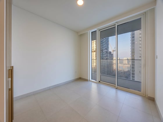 Marina-Sea Views | Private Beach | Prime Location, picture 8