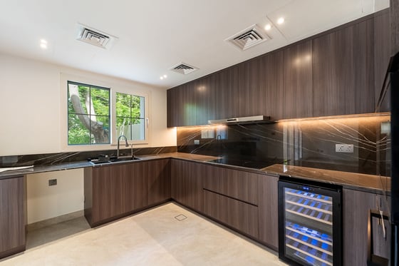 Stunning | Park Backing | Luxury Finish., picture 5