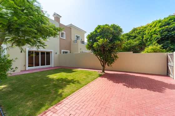 Stunning | Park Backing | Luxury Finish., picture 18