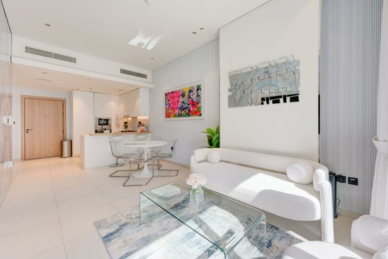 Pool View | Bright Unit | Fully Furnished, picture 4