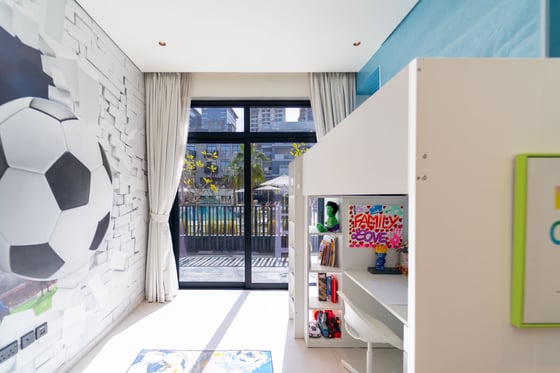 Pool View | Bright Unit | Fully Furnished, picture 9