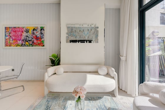 Pool View | Bright Unit | Fully Furnished, picture 5