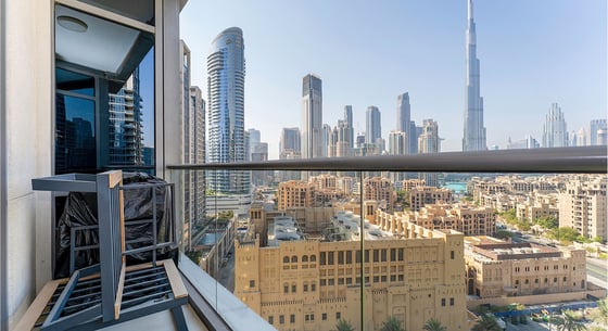 Renovated apartment in Downtown with Burj Khalifa view, picture 12