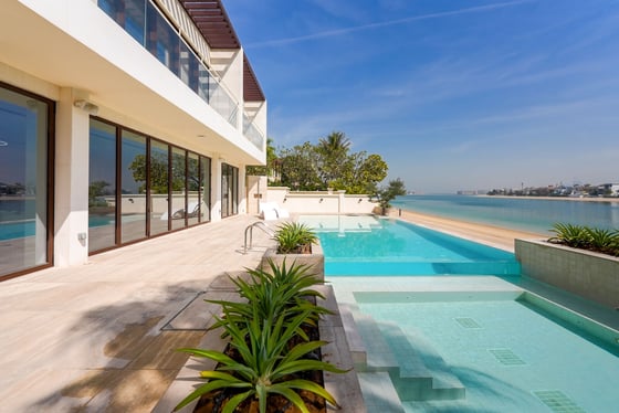 Refined Beachfront Sanctuary on Palm Jumeirah, picture 29