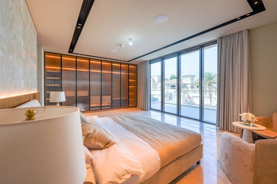 Refined Beachfront Sanctuary on Palm Jumeirah, picture 18