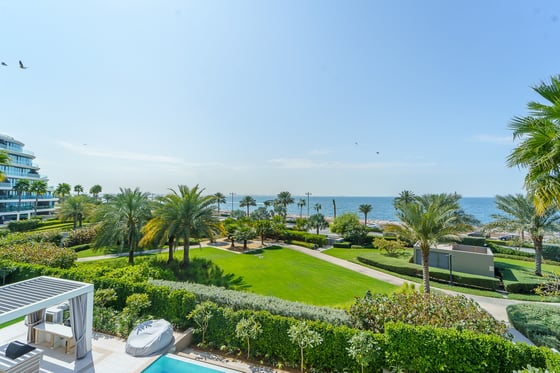 Ultra Luxury | Fully Furnished | Open Sea View, picture 1