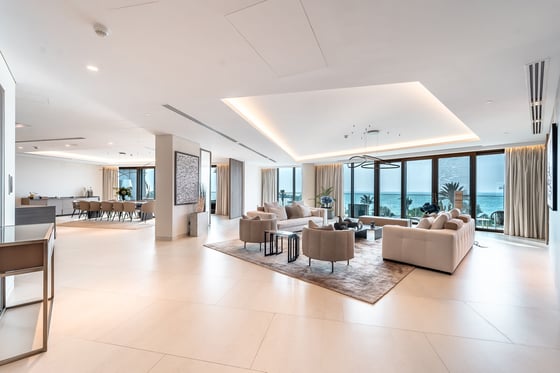 Exquisite | Beachfront | Panoramic Views, picture 3
