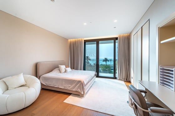 Exquisite | Beachfront | Panoramic Views, picture 21