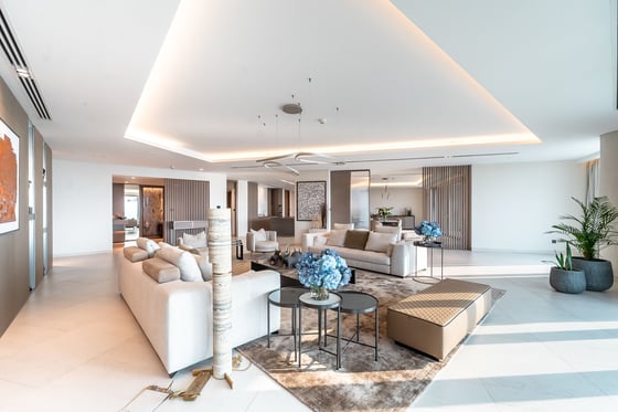 Exquisite | Beachfront | Panoramic Views, picture 4