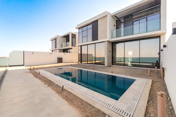 Price Close to OP with  Full Sea and Casino Views, picture 1