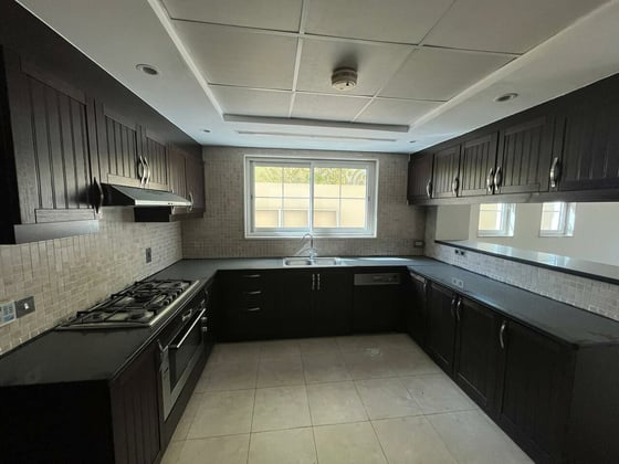 Internal | Landscaped | Away From Cables | Vacant, picture 7
