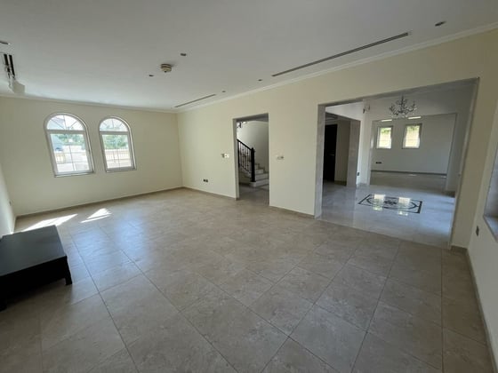 Internal | Landscaped | Away From Cables | Vacant, picture 3