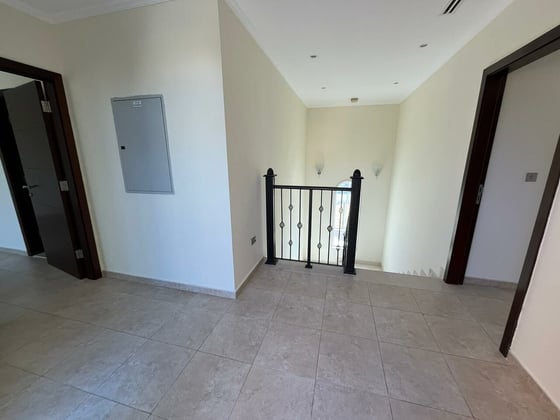 Internal | Landscaped | Away From Cables | Vacant, picture 8