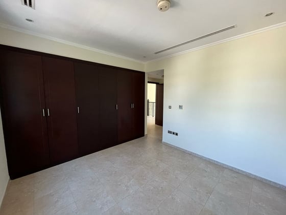 Internal | Landscaped | Away From Cables | Vacant, picture 11