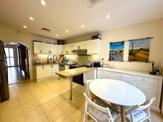 Prime Location | Rare 2E | Large Plot..., picture 5