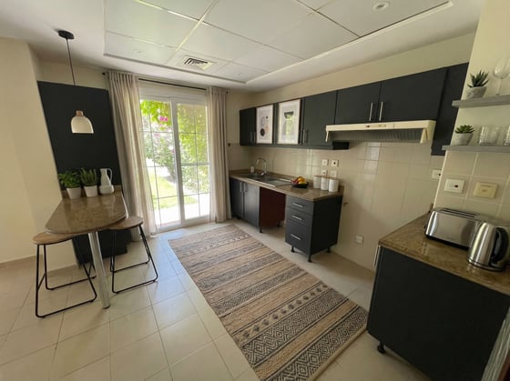 Park View | Vacant | Single Row Townhouse, picture 4