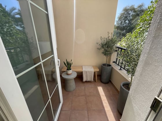 Park View | Vacant | Single Row Townhouse, picture 7