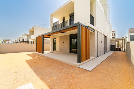 Best Location | Corner Unit | Must See.., picture 2
