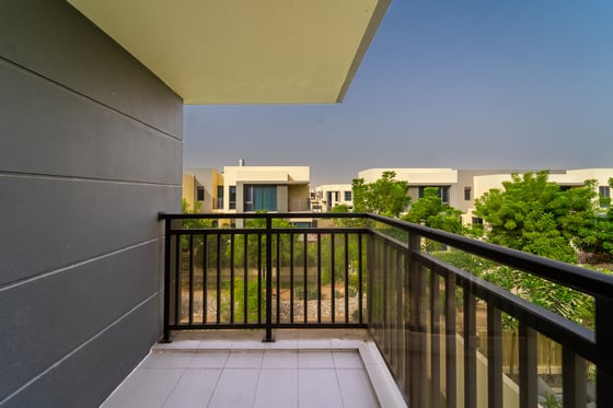 Vacant Now | Corner Unit | Greenbelt Backing, picture 18