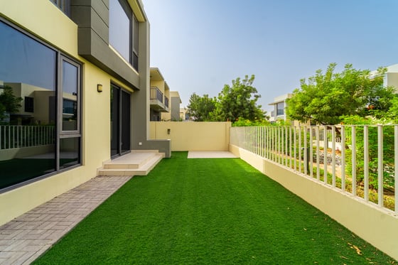 Vacant Now | Corner Unit | Greenbelt Backing, picture 19
