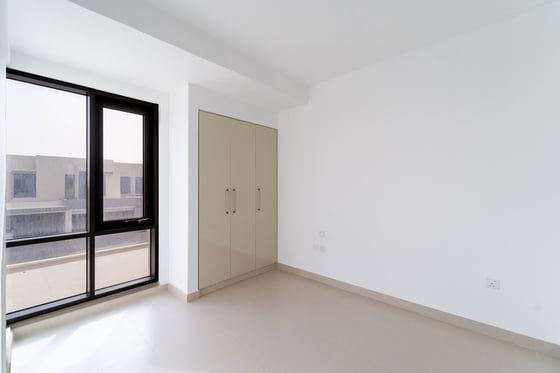 Vacant Now | Corner Unit | Greenbelt Backing, picture 13